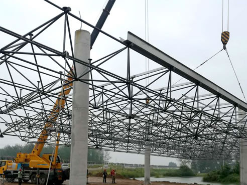 网架加工钢结构损坏的原因及加固技术... 网架加工钢结构损坏的原因及加固技术...